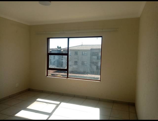 2 BEDROOM SECTIONAL TITLE FOR SALE IN EVELEIGH